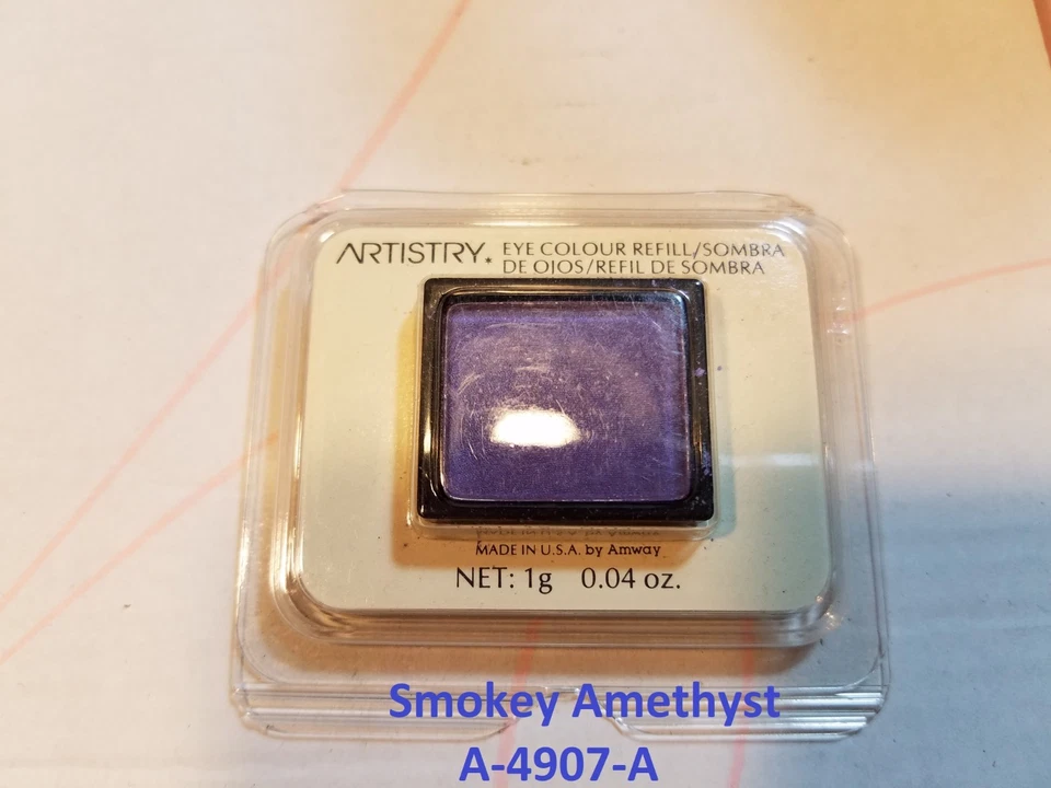 Choice of NEW Vintage Artistry Powder Eye Shadow Refill, Discontinued Shades - Image 1 of 1