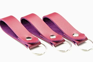 Leather Keyring Key fob Cerise Pink leather Saffiano silver coloured fittings - Picture 1 of 4