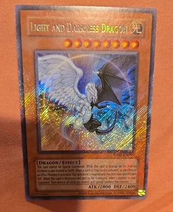Light and Darkness Dragon RP02-EN095 Foil Bleed Secret Rare Yugioh Retro Pack 2 - Picture 1 of 1