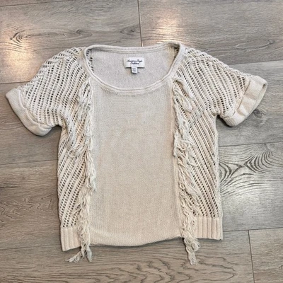 Top tejido American Eagle flecos ribete crema ganchillo bohemio talla XSmall XS Foto 1 de 4
