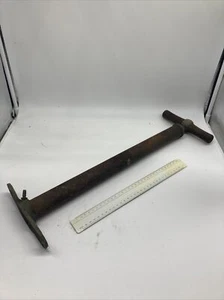 Vintage Davis Pumps Floor Track Bicycle Tyre Pump car motorbike made Australia - Picture 1 of 3