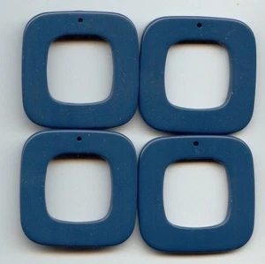 12 VINTAGE BLUE ACRYLIC 45mm. FLAT SQUARE PENDANTS 6583 - Picture 1 of 1