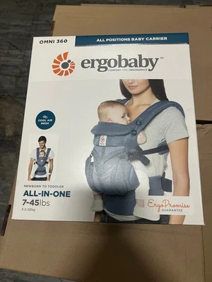 Porta-bebês Ergobaby Omni 360 All-In-One Cool Air Oxford azul - Imagem 1 de 3