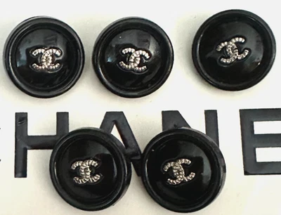 5 CHANEL BUTTONS (METAL) BLACK & SILVER COCO MARK BUTTONS approx 20mm CLASSIC - Image 1 of 4