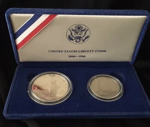 Untied States 100th Anniversary Statue of Liberty Coin 2 Pc 1886-1986 - Picture 1 of 12