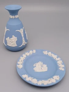 Jarrón de cogollos de madera de cuña azul vintage Inglaterra 5" alto y pequeño cenicero - Imagen 1 de 10