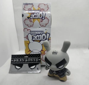 Kidrobot Dunny - MAD 1/50 - 2010 Dunny Set Cholo Designer Vinyl Art Figur - Bild 1 von 2