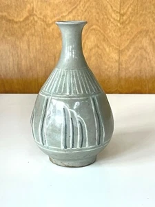 Korean Celadon Inlay Vase Goryeo Dynasty - Picture 1 of 12