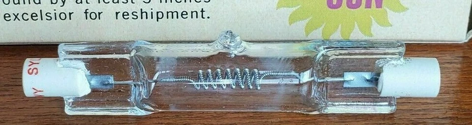 Projector bulb lamp 118V 625W Iodine Quartz DWY  .....   7 nu - Image 1 of 1