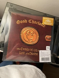 Good Charlotte - The Chronicles of Life and Death Vinyl LP Album - Metallic Gold - Bild 1 von 2