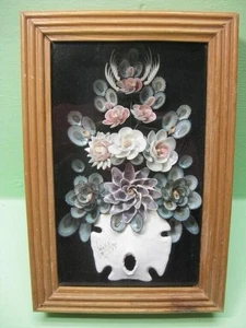 Vintage Muschel Kunst Schatten Box signiert Julio Meza 12x8" Handarbeit Muschel Blumen - Bild 1 von 4