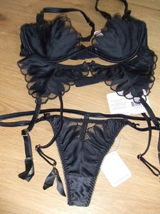 AGENT PROVOCATEUR BLACK ELLIN BRA 32C 34C OR 34D & 2 SMALL SUSPENDER & THONG NWT - Picture 1 of 3