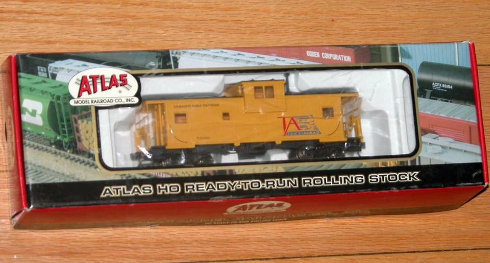 HO ATLAS 1900S EXTENDED VISION CABOOSE TRACKS AHEAD TA 01012002 - Image 1 of 1