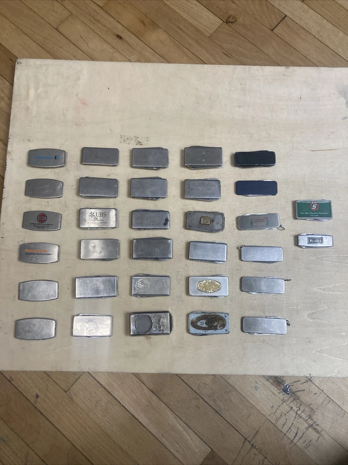 Large Lot 32 TSA Confiscated Vintage Money Clip Knives- Mixed- ZIPPO/Barlow etc. - Image 1 of 4