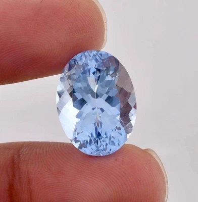 AAA+ Flawless 16 x 10 MM Natural Sky Blue AQUAMARINE Master Cut (GIT Certified) - Image 1 of 4