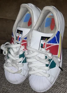 Adidas SuperStar Rainbow Niños FW4005 Blanco Rojo Azul Verde Juvenil Talla 4 en muy buen estado - Imagen 1 de 8