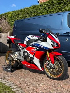 Honda fireblade Cbr1000rr SP HRC - Picture 1 of 8