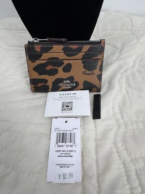 蔻驰迷你紧身身份证钱包女式豹纹卡夹硬币袋 — 第 1/4 张图片