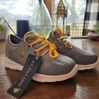 U.S. Polo Assn. Zapato para correr Inlet Boys talla 3m ligero gris amarillo Foto 1 de 4