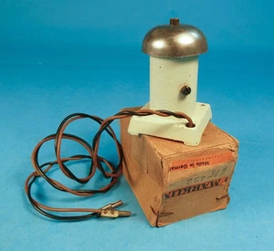 MARKLIN 438 CAST METAL ELECTRIC BELL WITH PTL BOX -VINTAGE 1940s-WORKS! - Picture 1 of 4