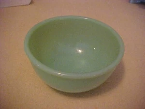 VTG Jadite Fire King Oven Ware 5" Chili Soup Bowl Jadeite - Picture 1 of 3