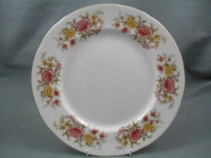 Colclough Amanda dinner plate.   - Picture 1 of 1