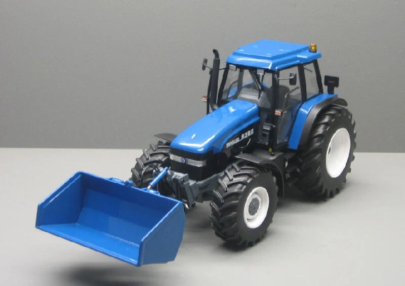 Modellino Replicagri TRATTORE NEW HOLLAND 8360 1:32 trattore modellismo diecast - Immagine 1 di 1