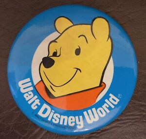 Walt Disney World Button Pin Badge - Winnie the Pooh