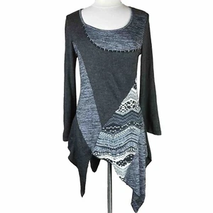 Maglione grigio SACRED THREADS (Taglia M) motivo geometrico asimmetrico e orlo - Foto 1 di 10