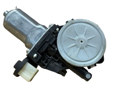 Двигатель переднего правого стеклоподъемника 07 08 INFINITI G35 4 DR (SDN) Rh от оригинального производителя: 80730EG000 - Изображение 1 из 4