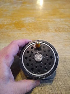 Vintage Older Pflueger Medalist 1495-1/2 Fly Fishing Reel W/Line Ring USA Made - Picture 1 of 12