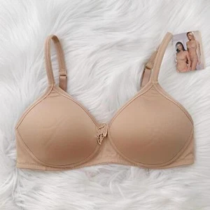Nuevo con etiquetas Amoena - Sujetador inalámbrico suave Lara beige, 34A - Imagen 1 de 6