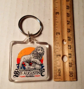 Vintage St. Agustine Florida Lion Statue Key Chain Keychain - Bild 1 von 3