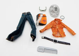 Bratz Boyz Dylan The Fox 2002 MGA Entertain Lot Clothing Accessories Replacement - Picture 1 of 8