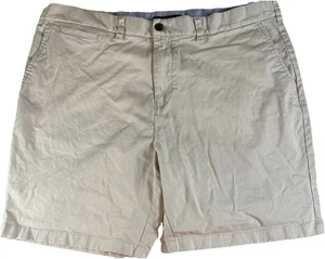 Tommy Hilfiger Khaki Chino Shorts Men’s Size 40 Tan Cotton Flat Front - Picture 1 of 12