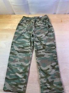 New Boy’s Carter’s Fleece PJ Pants ONLY Sz 6 in Camo Greens* - Picture 1 of 3