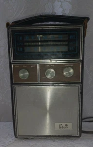Vintage Transistor Radio Foleys Brand - Picture 1 of 6