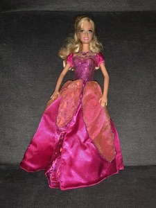 2006 Barbie Prinzessin Delia aus dem Film Barbie und das Diamantschloss - singt - Bild 1 von 3
