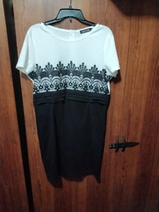 Muxxn Etuikleid Baumwolle Elasthan schwarz Spitze weiß (XL) - Bild 1 von 2