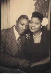 1950s Good Looking African American Couple Studio Photo Dressed to the nines! - Picture 1 of 2