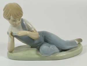 Lovely Retired Early Lladro Nao Figure ~ Child With Harmonica ~ 0166 - Picture 1 of 4