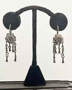 Vintage Chinese Silver Floral Dangling Earrings - Picture 1 of 18