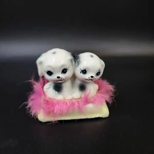 Vintage Kitsch Japan Dalmation Puppies On Tuffet W Pink Faux Fur Giftcraft  - Foto 1 di 8