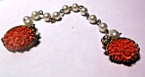 Vintage Faux Pearl & Coral Colored Flowers Sweater Clip ~ 7" - Picture 1 of 2