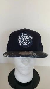 🔥🔥RARE! NEW YORK FOOTBALL CLUB FC SOCCER MITCHELL & NESS Snapback HAT⚽️⚽️ - Picture 1 of 7