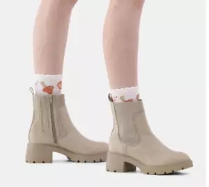 No Boundaries Women’s Size 11W Bone/Beige Chelsea Memory Foam Ankle Boots - NEW - Picture 1 of 8