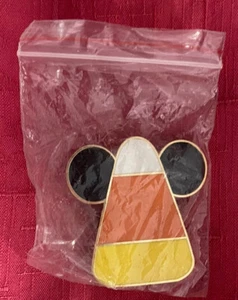 2008 Disney Candy Corn Happy Halloween  Mickey Mouse Ears  Walt Disneyland Pin - Picture 1 of 2