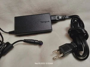 TARGUS 19.0V 4.62A / 90 Watt MAX - AC ADAPTER APA90US APA90-US with Cord - Picture 1 of 5