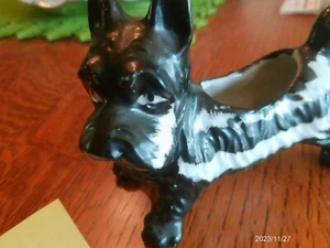 #7 Dog planter Yorkie? Scottie? 5 x 4 inches terrier - Picture 1 of 5