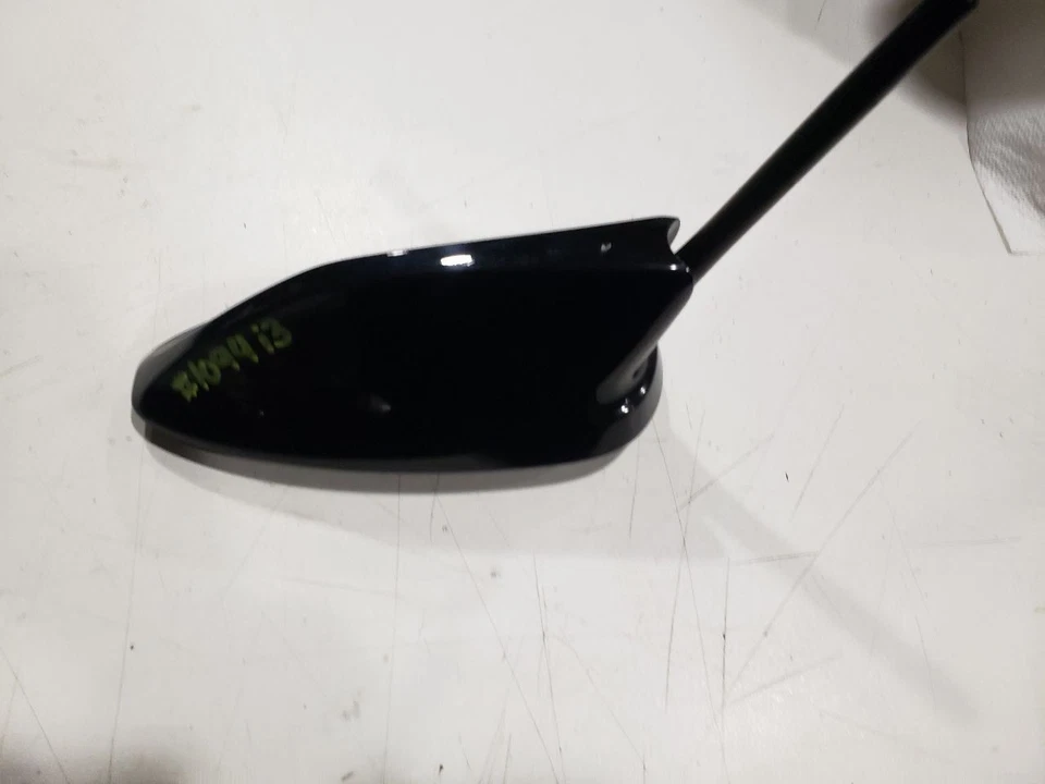 Antena de radio - BMW I3 LCI 2020 - OEM 21367510, 28325117 Foto 1 de 4